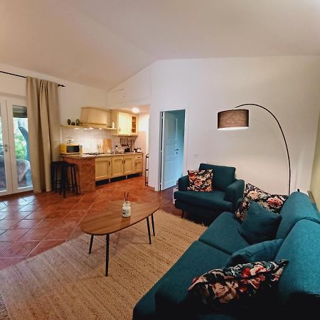 Suite Mirialveda San Pantaleo Esterno foto