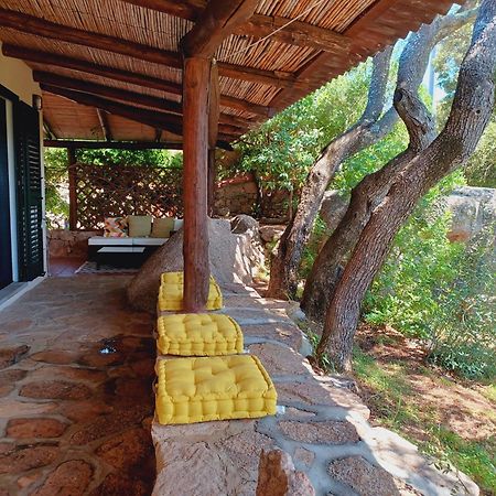 Suite Mirialveda San Pantaleo Esterno foto