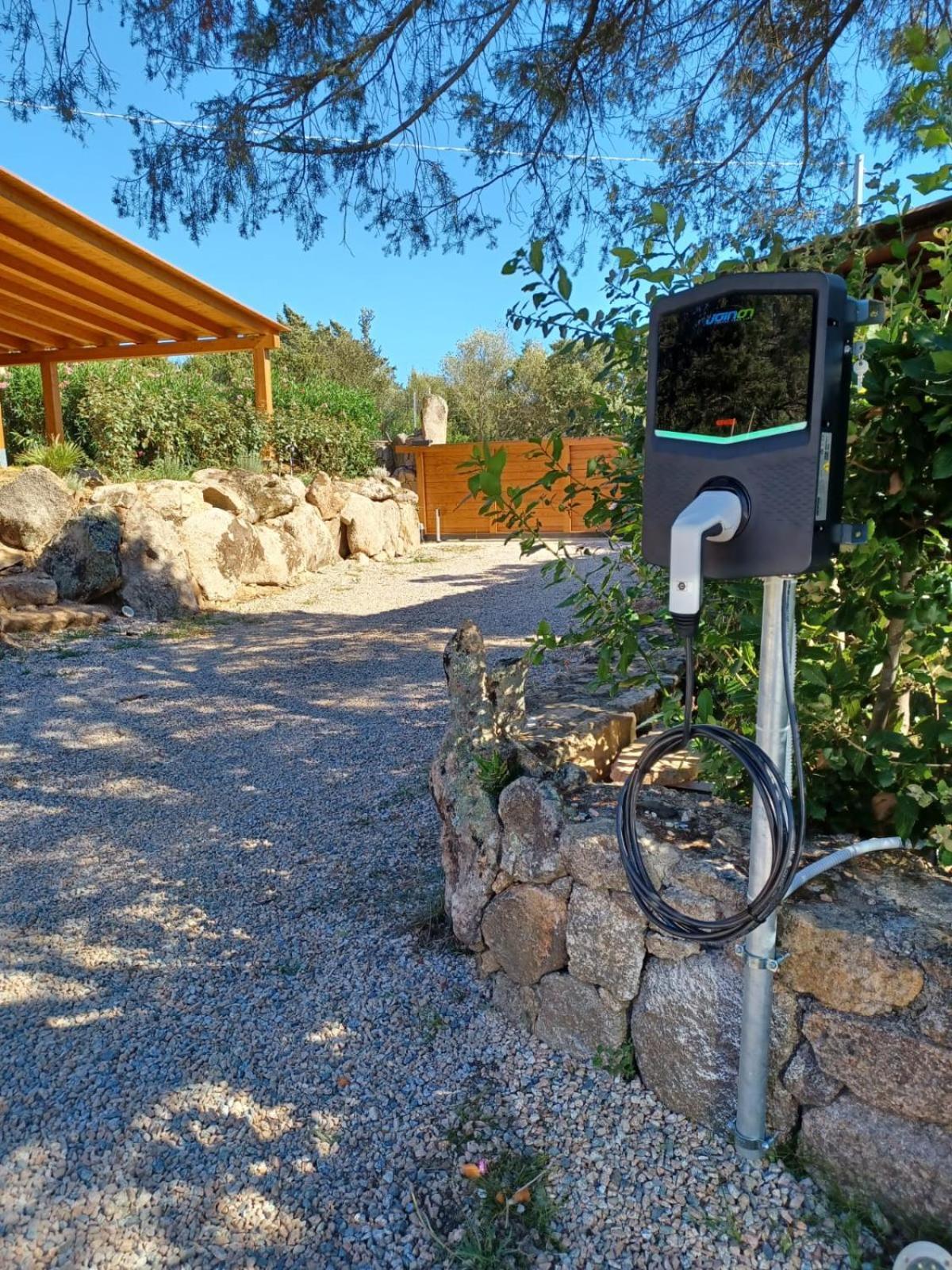 Suite Mirialveda San Pantaleo Esterno foto